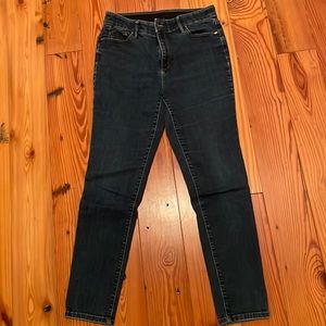Dark blue ankle jeans